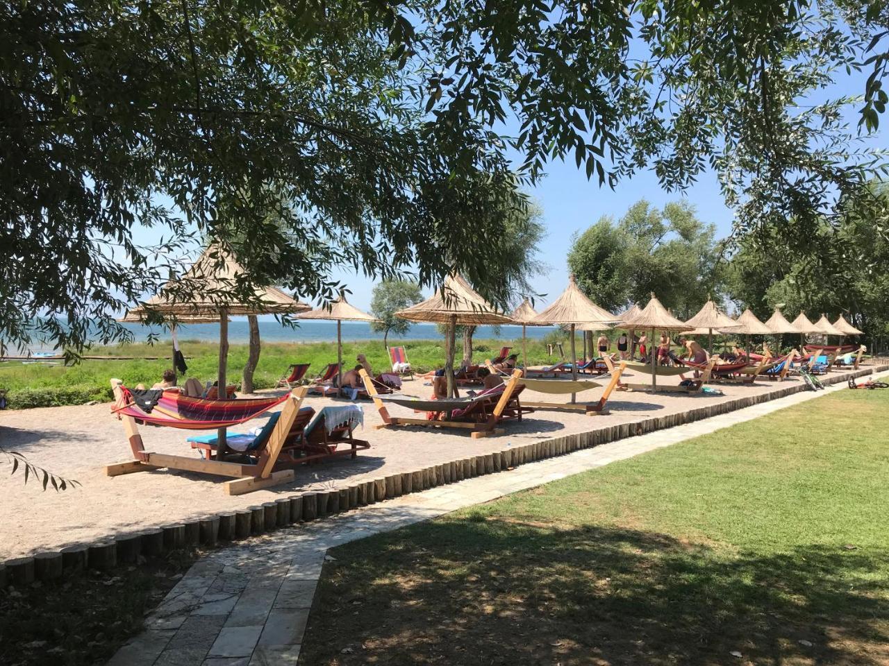 斯库台湖度假酒店 Grilë 外观 照片